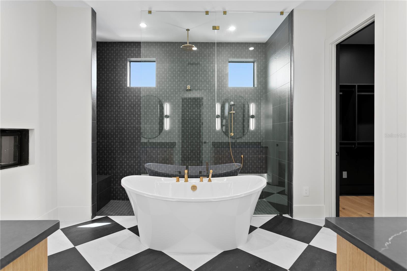 PICADILLY - Residential