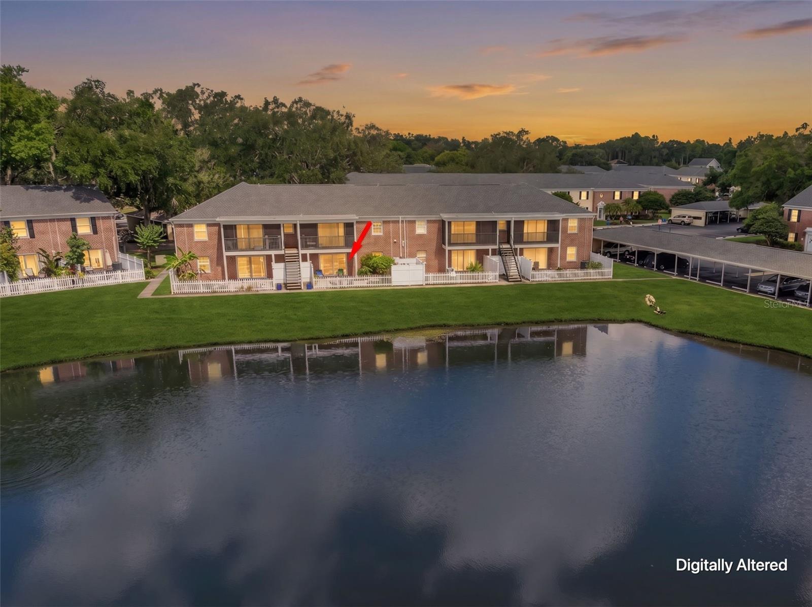 WHISPERING OAKS - Residential