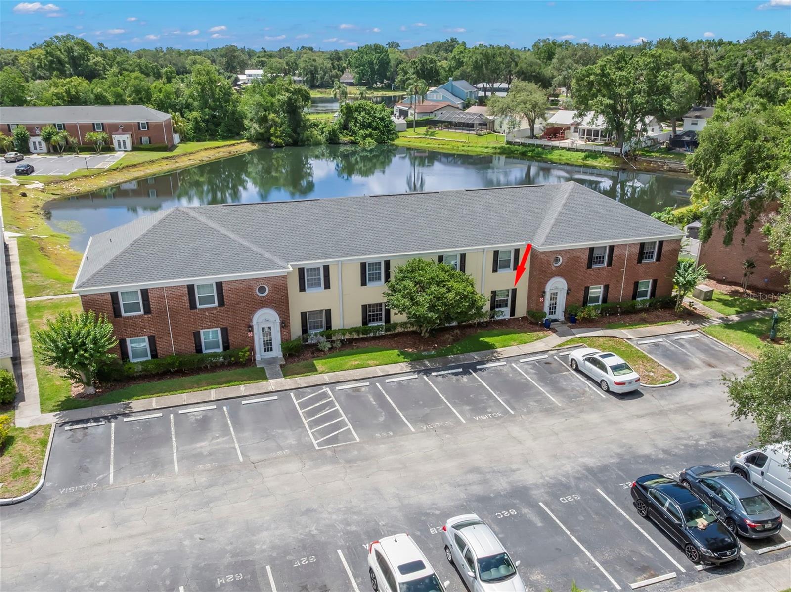 WHISPERING OAKS - Residential