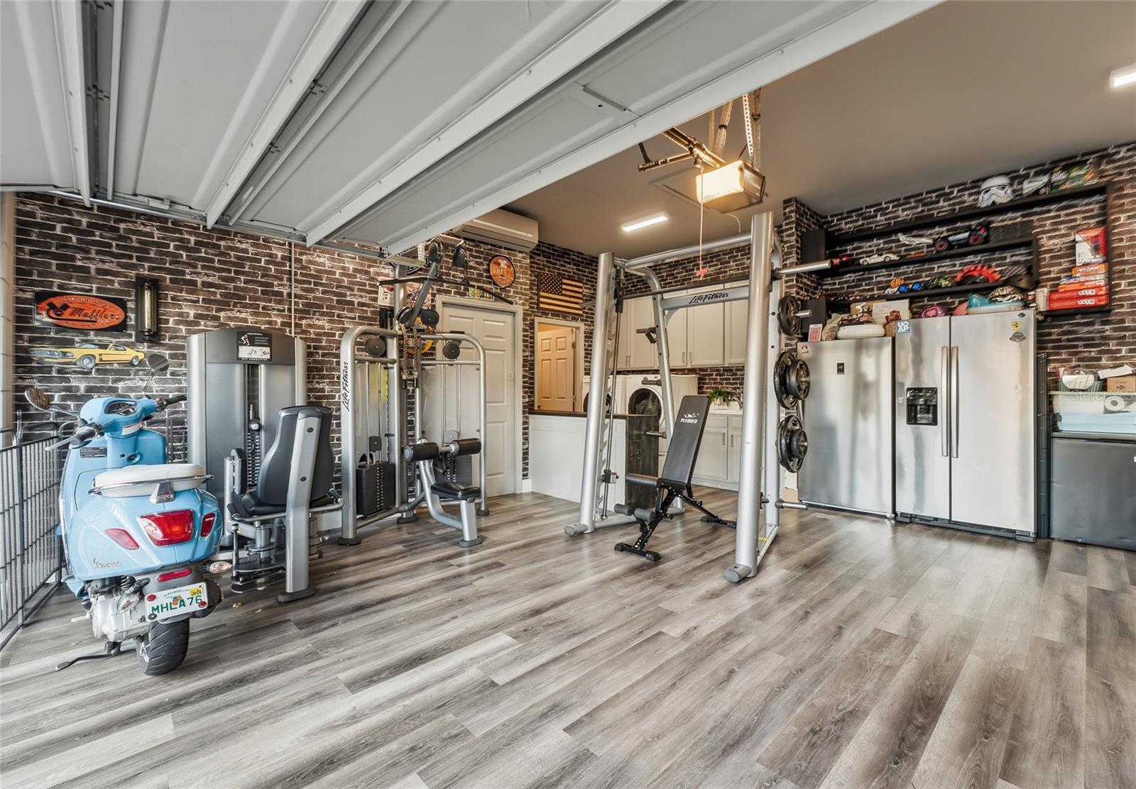 PARKSIDE PH 2 - Residential