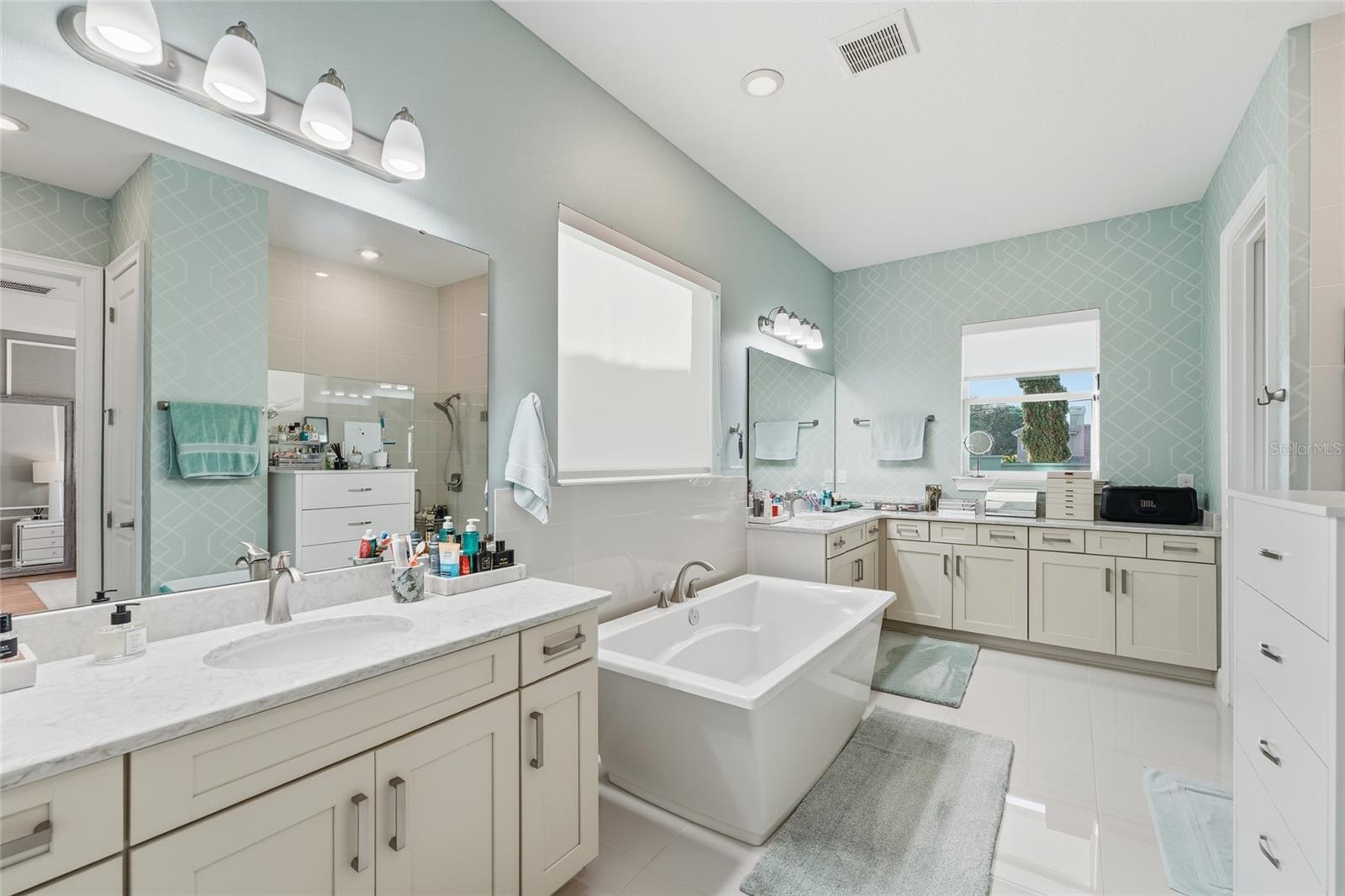 PARKSIDE PH 2 - Residential