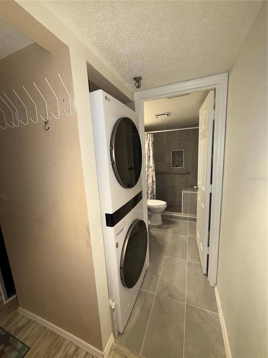 ENGLEWOOD BEACH PLACE - Residential