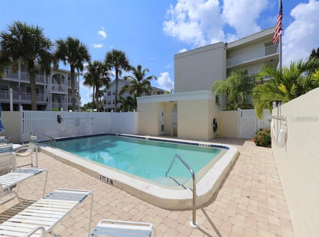 ENGLEWOOD BEACH PLACE - Residential