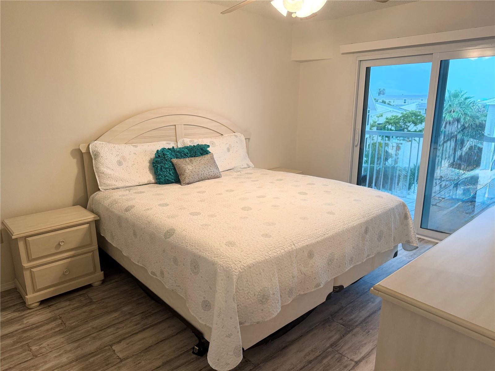 ENGLEWOOD BEACH PLACE - Residential