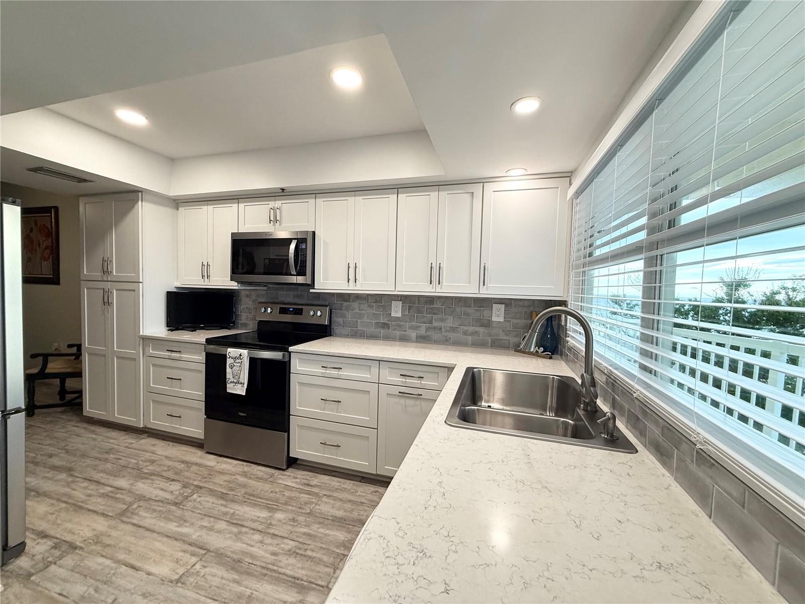 ENGLEWOOD BEACH PLACE - Residential