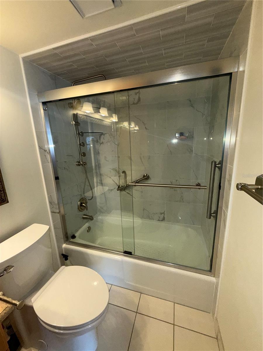 ENGLEWOOD BEACH PLACE - Residential