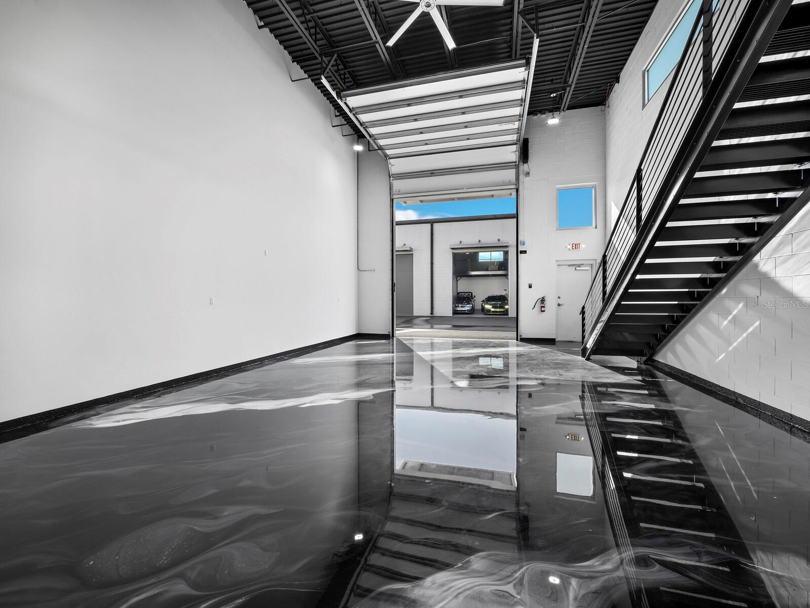 CAR BANK 2.0 - Residential