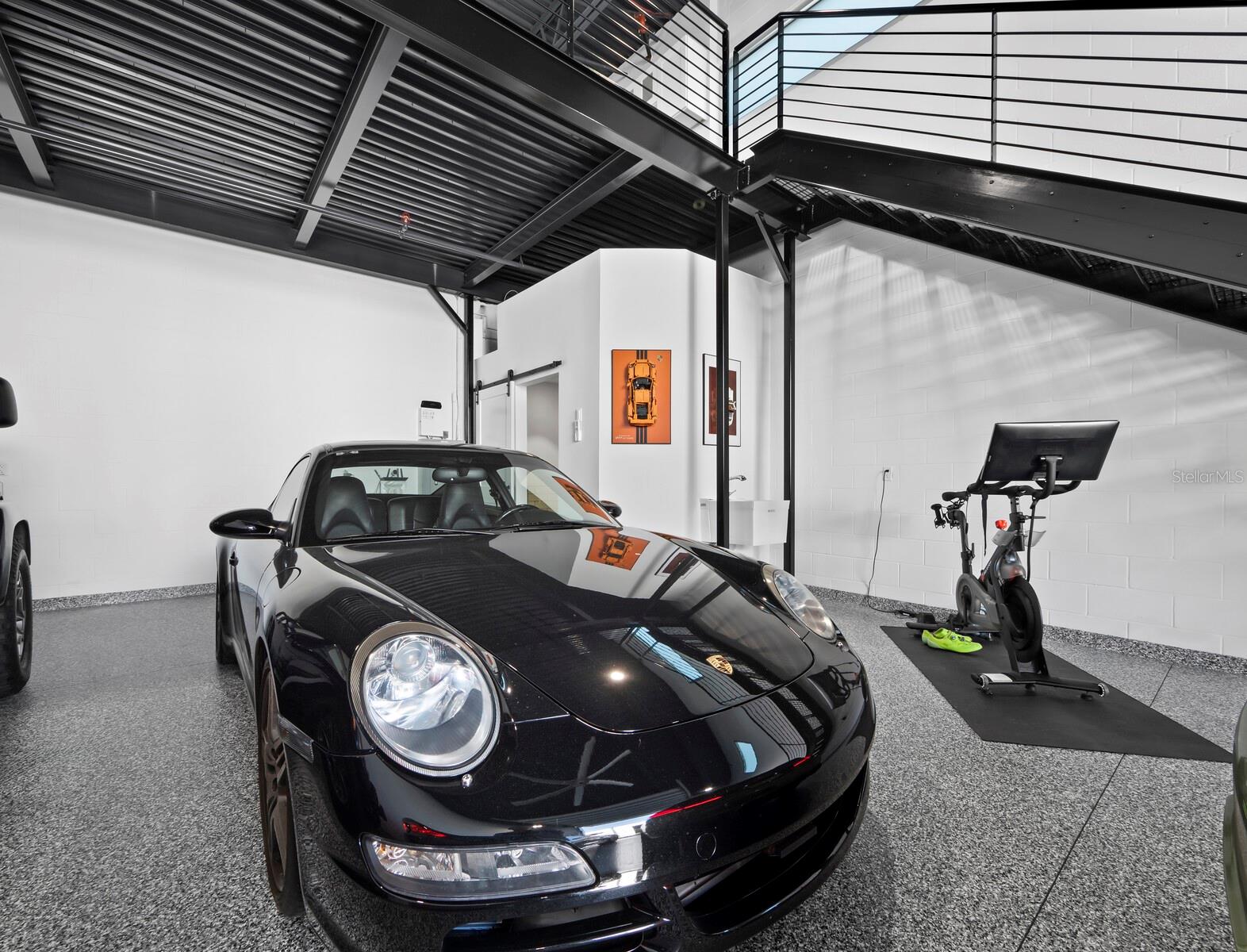 CAR BANK 2.0 - Residential