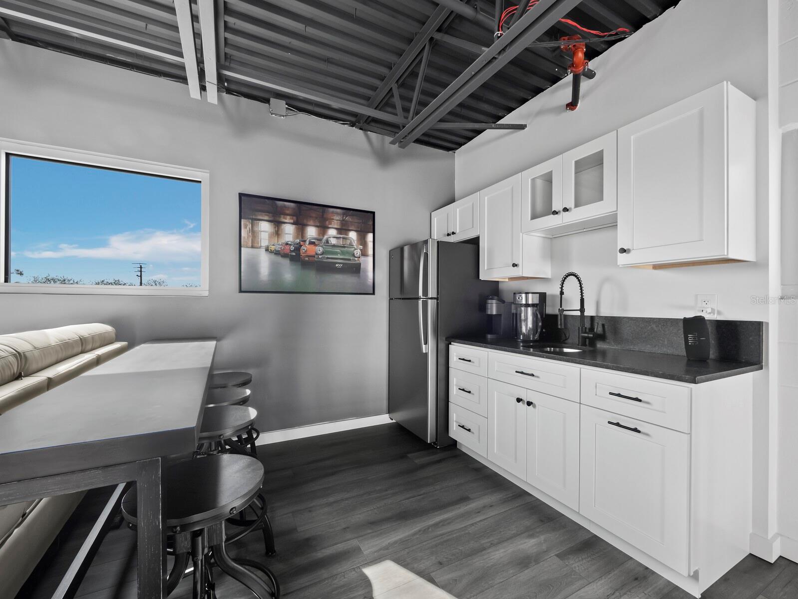 CAR BANK 2.0 - Residential