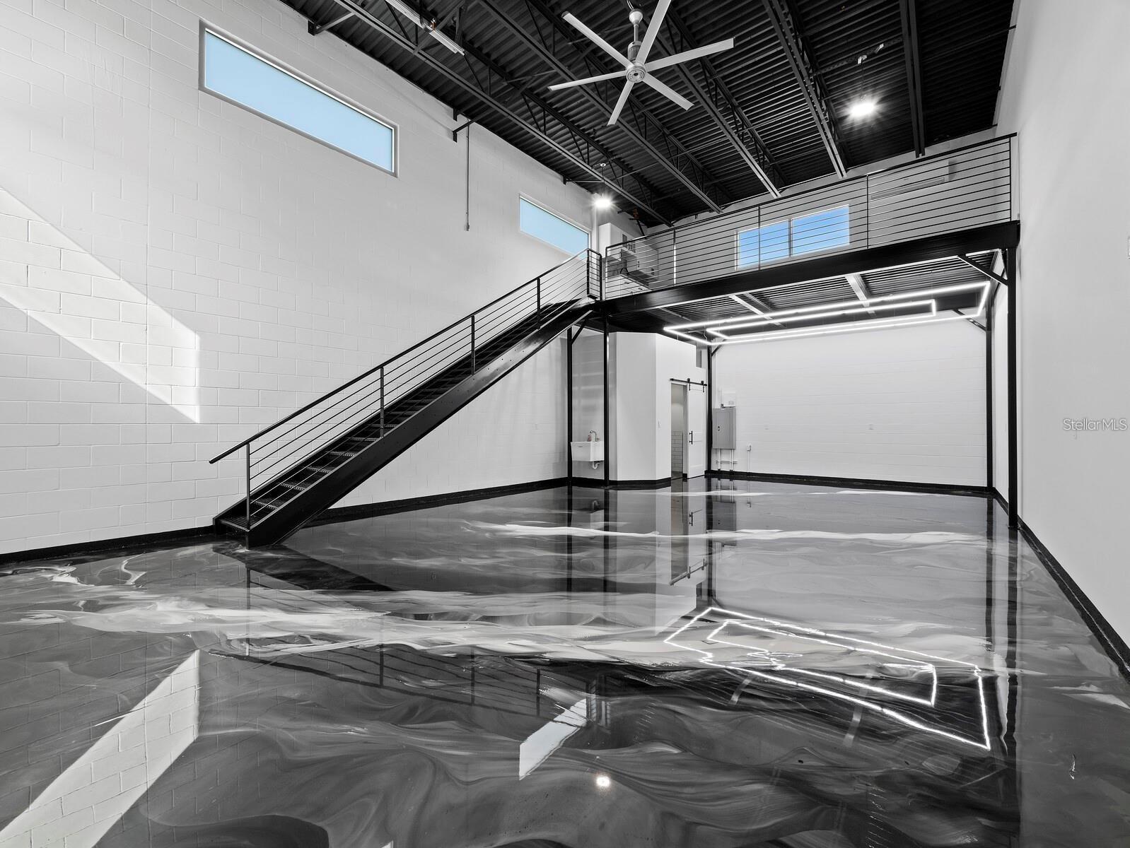 CAR BANK 2.0 - Residential