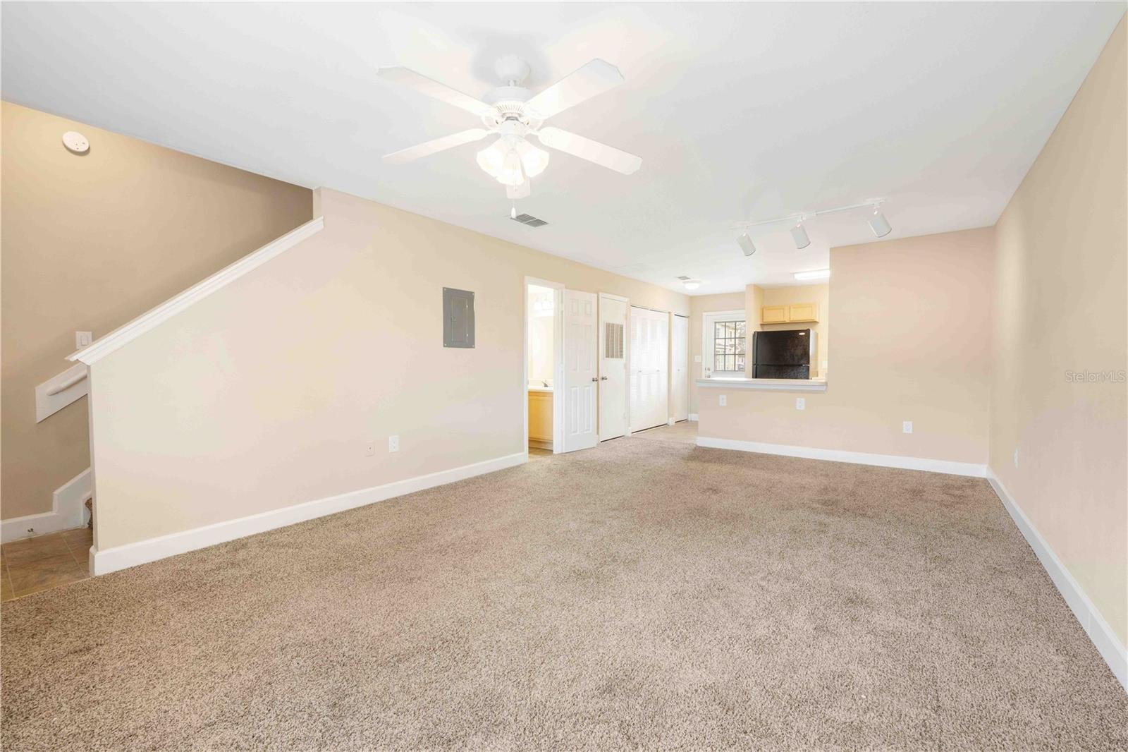 VILLAS AT SPRING HILL - Residential Lease