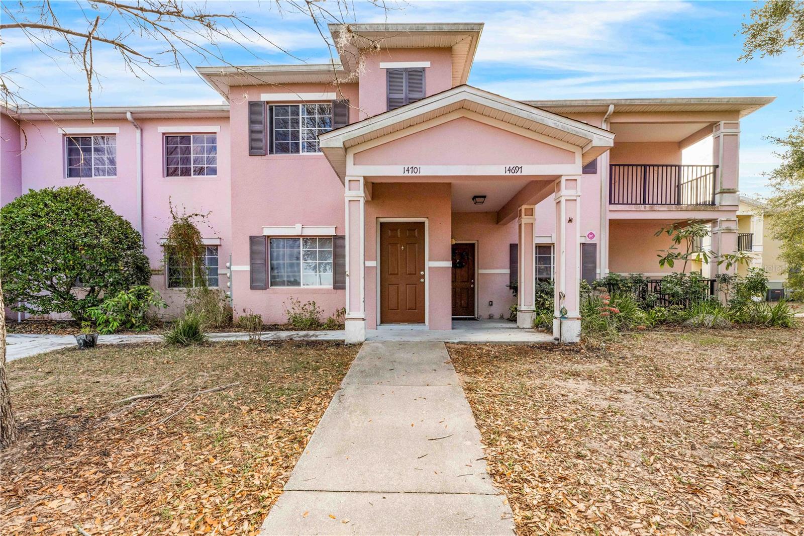 VILLAS AT SPRING HILL - Residential Lease