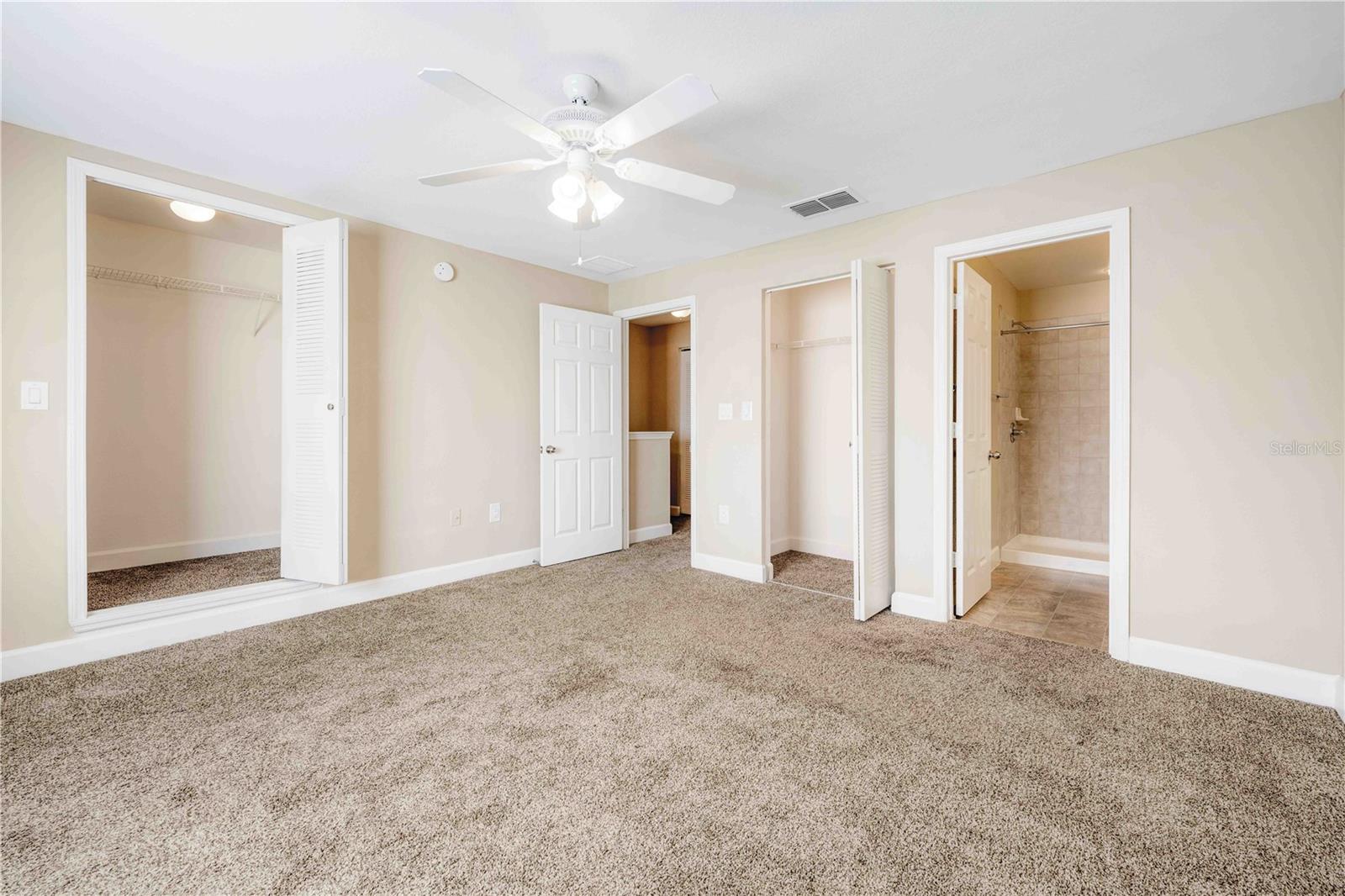 VILLAS AT SPRING HILL - Residential Lease