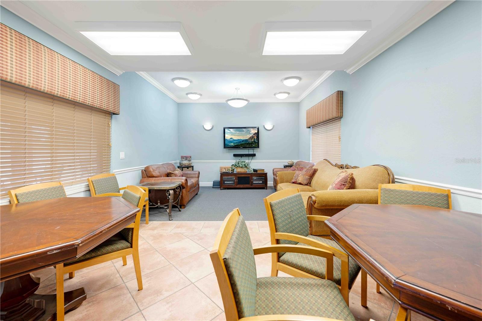 VILLAS AT SPRING HILL - Residential Lease