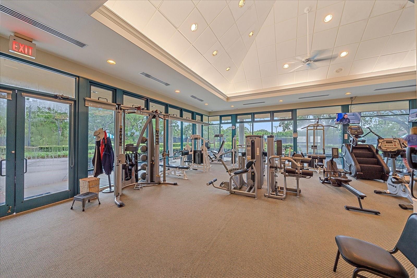 UNIVERSITY PARK COUNTRY CLUB - Residential