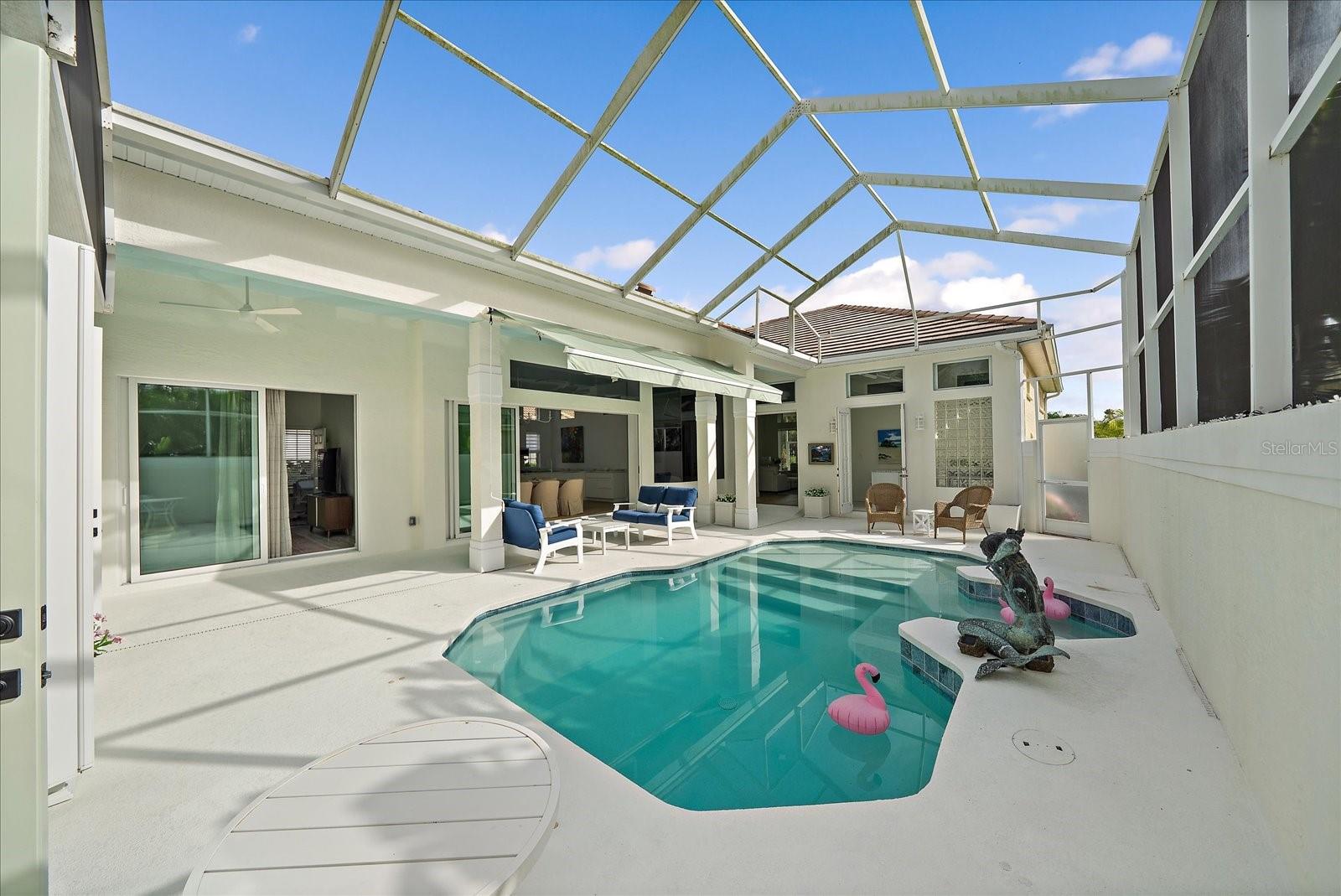 UNIVERSITY PARK COUNTRY CLUB - Residential