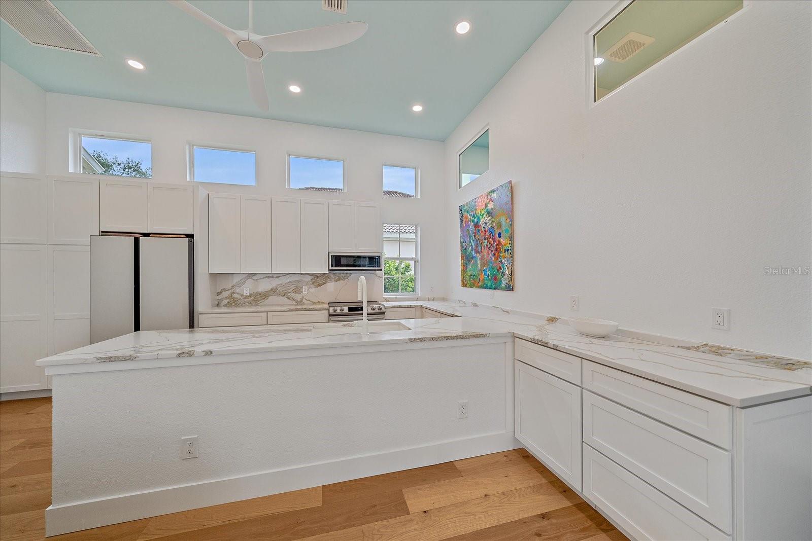 UNIVERSITY PARK COUNTRY CLUB - Residential