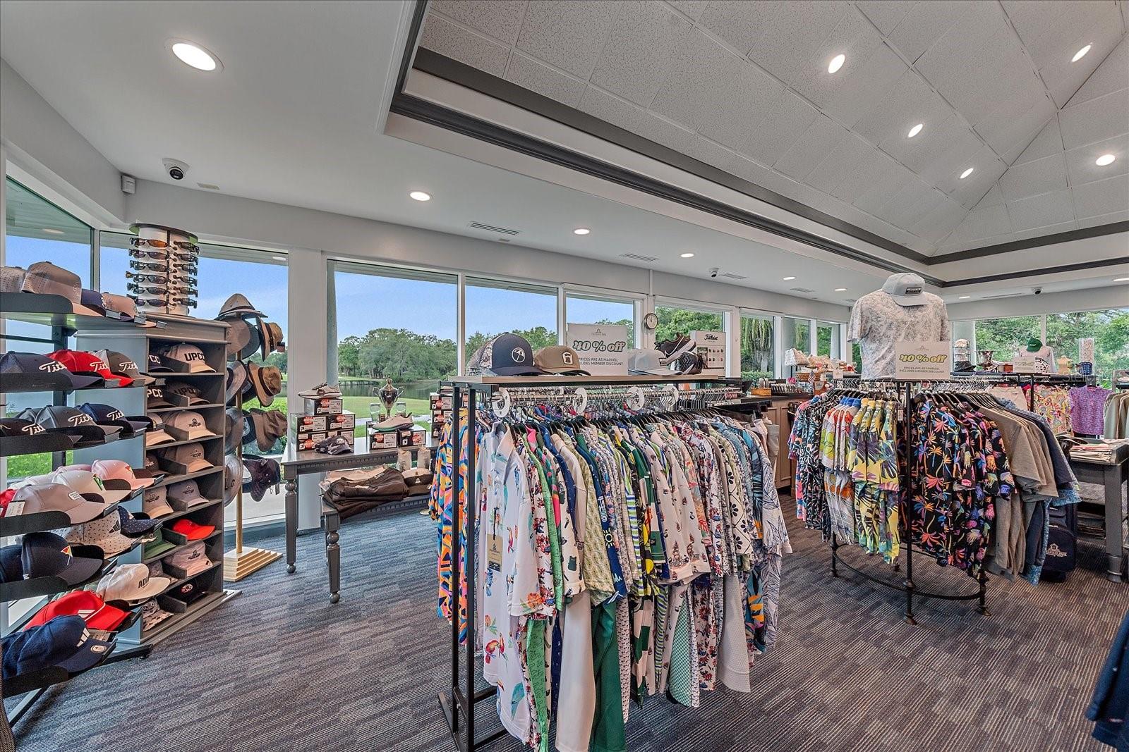 UNIVERSITY PARK COUNTRY CLUB - Residential