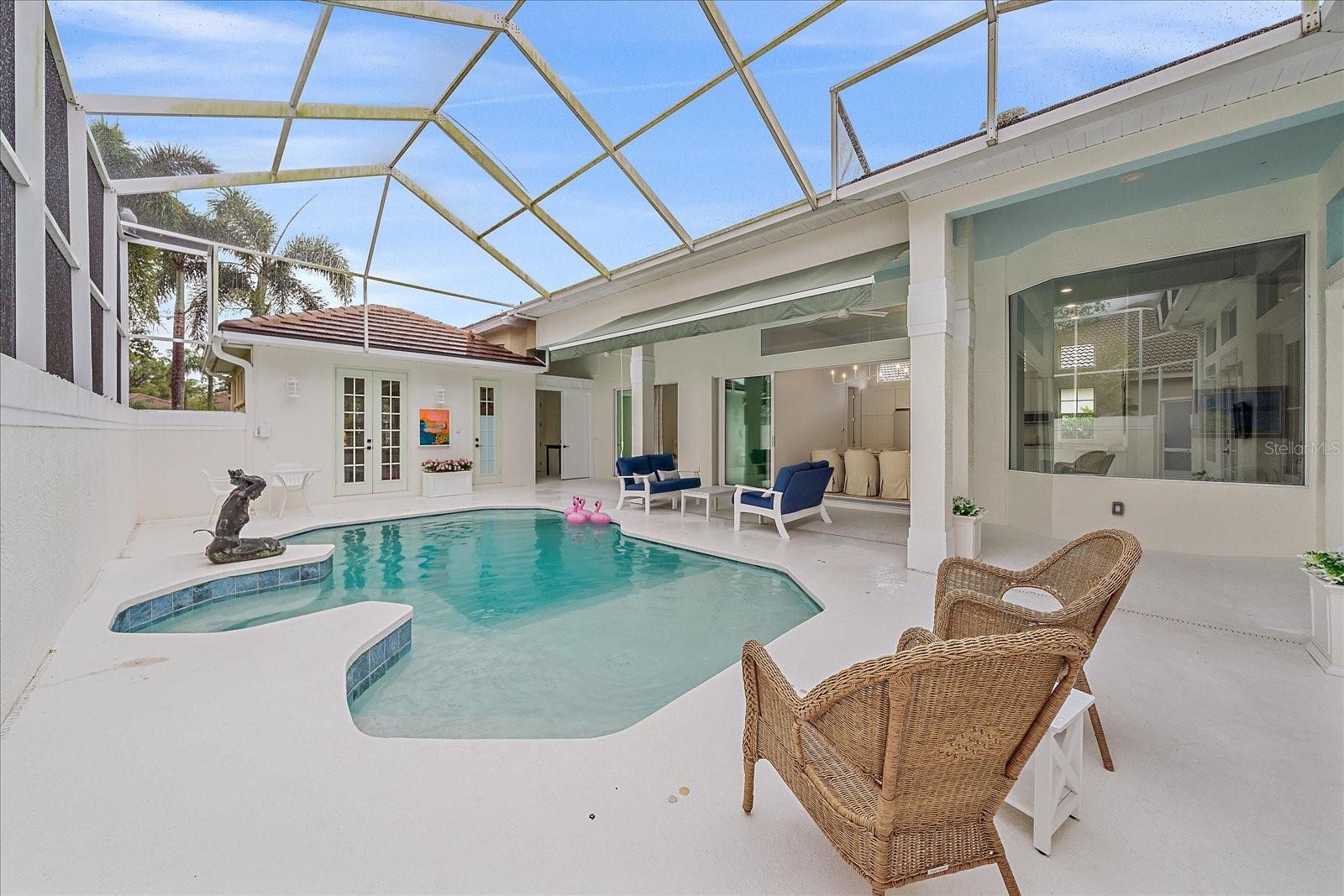 UNIVERSITY PARK COUNTRY CLUB - Residential