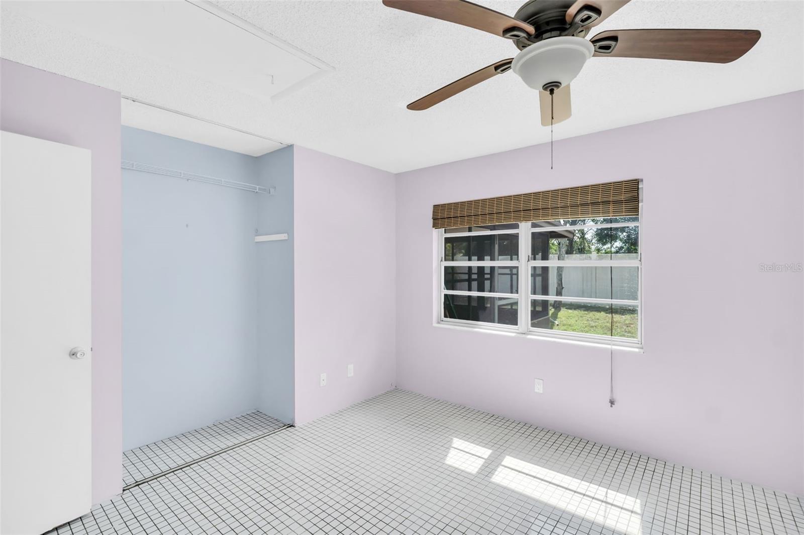 HILL CREST VILLAS - Residential