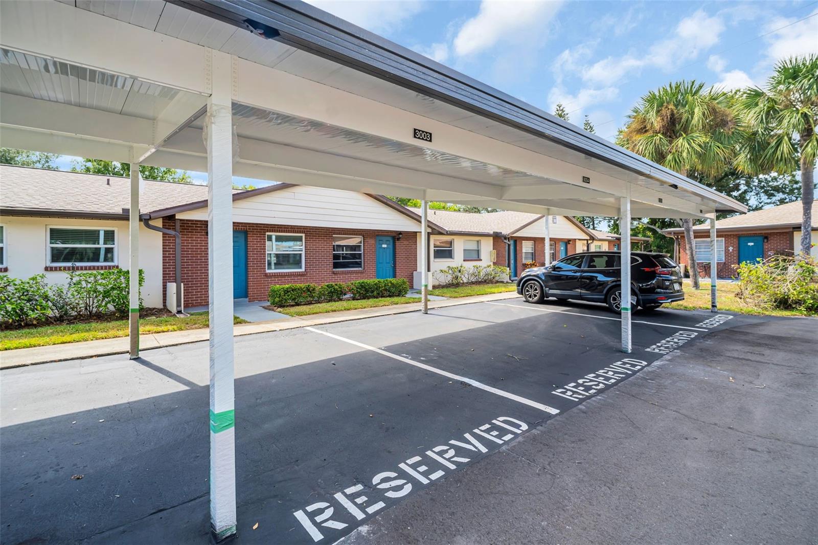 HILL CREST VILLAS - Residential