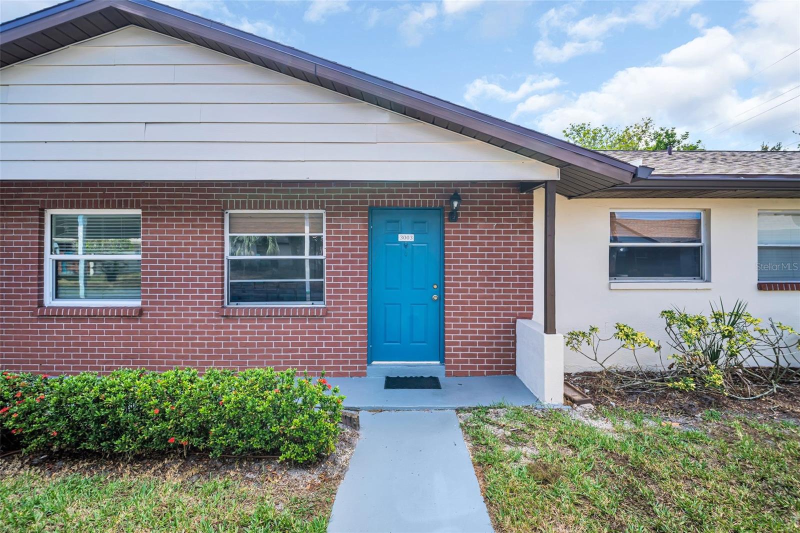 Charming Clearwater Condo – Affordable Coastal Living!
Discover an incredible opportunity to own a cost-effective slice of paradise in the heart of Clearwater, Florida! This inviting 1-bedroom, 1-bathroom condo offers the perfect blend of comfort, convenience, and value—ideal for first-time homebuyers, snowbirds, or savvy investors looking for a strong rental opportunity in one of the Sunshine State’s most desirable markets.
Nestled in a prime central Clearwater location, this condo puts you close to everything that makes the Gulf Coast lifestyle so sought after. Enjoy easy access to award-winning Clearwater Beach, vibrant local restaurants, shopping centers, entertainment, and the nearby Tampa International Airport—all just minutes away.
Inside, you’ll find a functional layout ready for your personal touches and updates. This unit serves as a blank canvas to create your perfect full-time residence, vacation retreat, or income-producing investment.
The well-maintained community features a low HOA fee that includes cable, exterior maintenance, grounds care, trash service, and access to fantastic amenities such as a sparkling community pool and welcoming clubhouse—perfect for relaxing or socializing with neighbors.
Whether you’re looking to settle into the Clearwater lifestyle or expand your investment portfolio, this condo represents a smart and affordable entry into Florida’s booming real estate market. Don’t miss your chance to own a piece of paradise just minutes from the Gulf Coast’s turquoise waters and sugar-sand beaches.
Schedule your showing today and experience the best of Clearwater living—affordable, convenient, and full of potential!