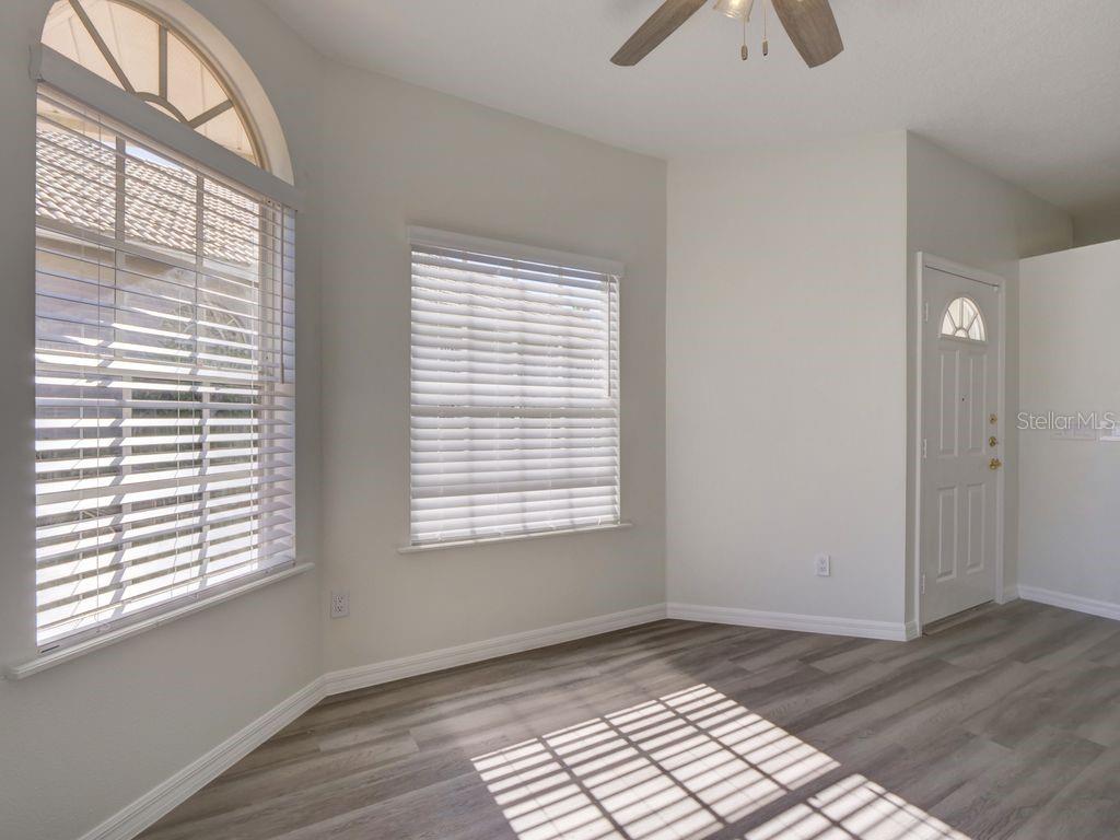 9013 HEATHLAND COURT