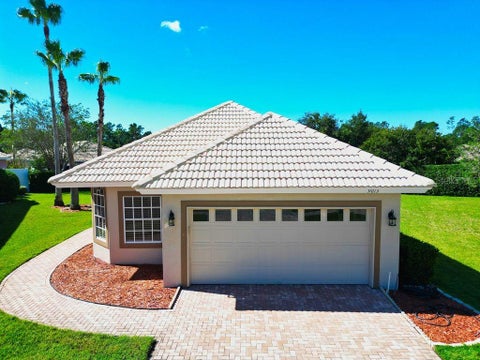 Tiny photo for 9013 Heathland Court, Mount Dora, FL 32757 (MLS # O6451477)