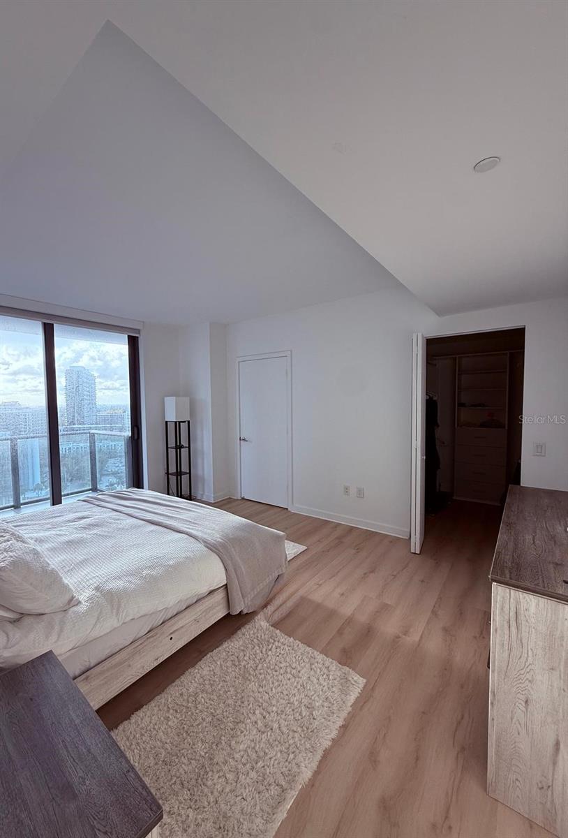 PARAISO BAYVIEWS - Residential