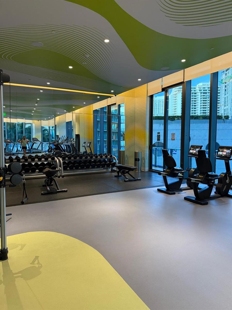 PARAISO BAYVIEWS - Residential