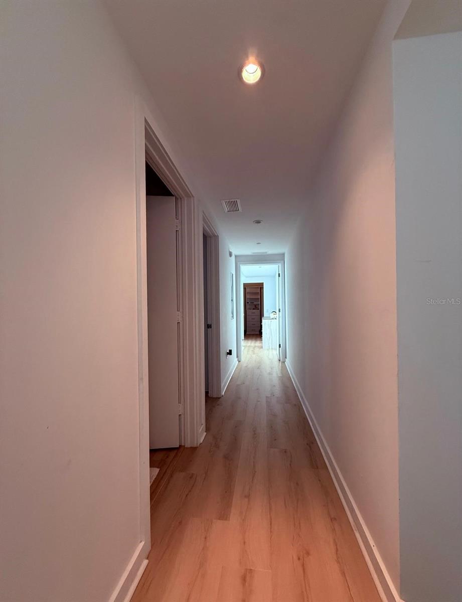 PARAISO BAYVIEWS - Residential