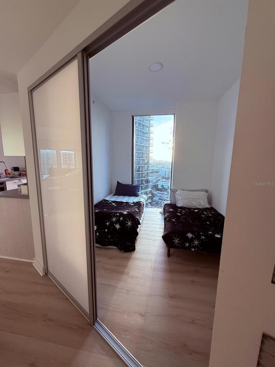 PARAISO BAYVIEWS - Residential