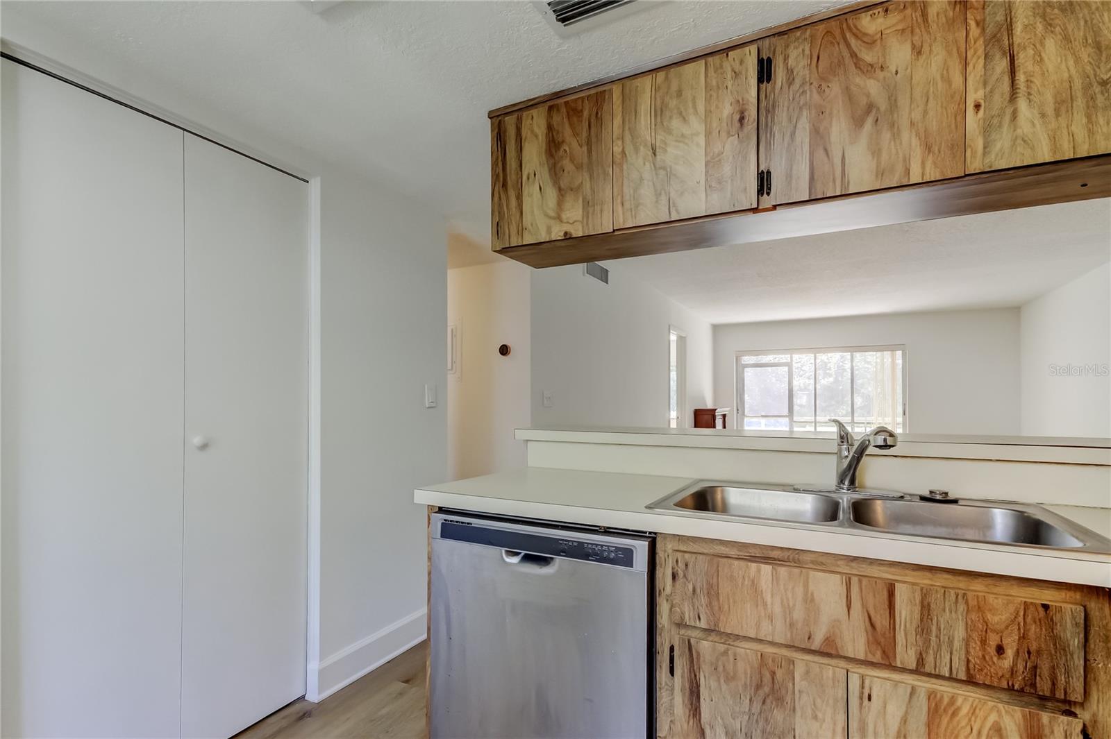 EAST LAKE WOODLANDS CYPRESS ESTATES - Residential