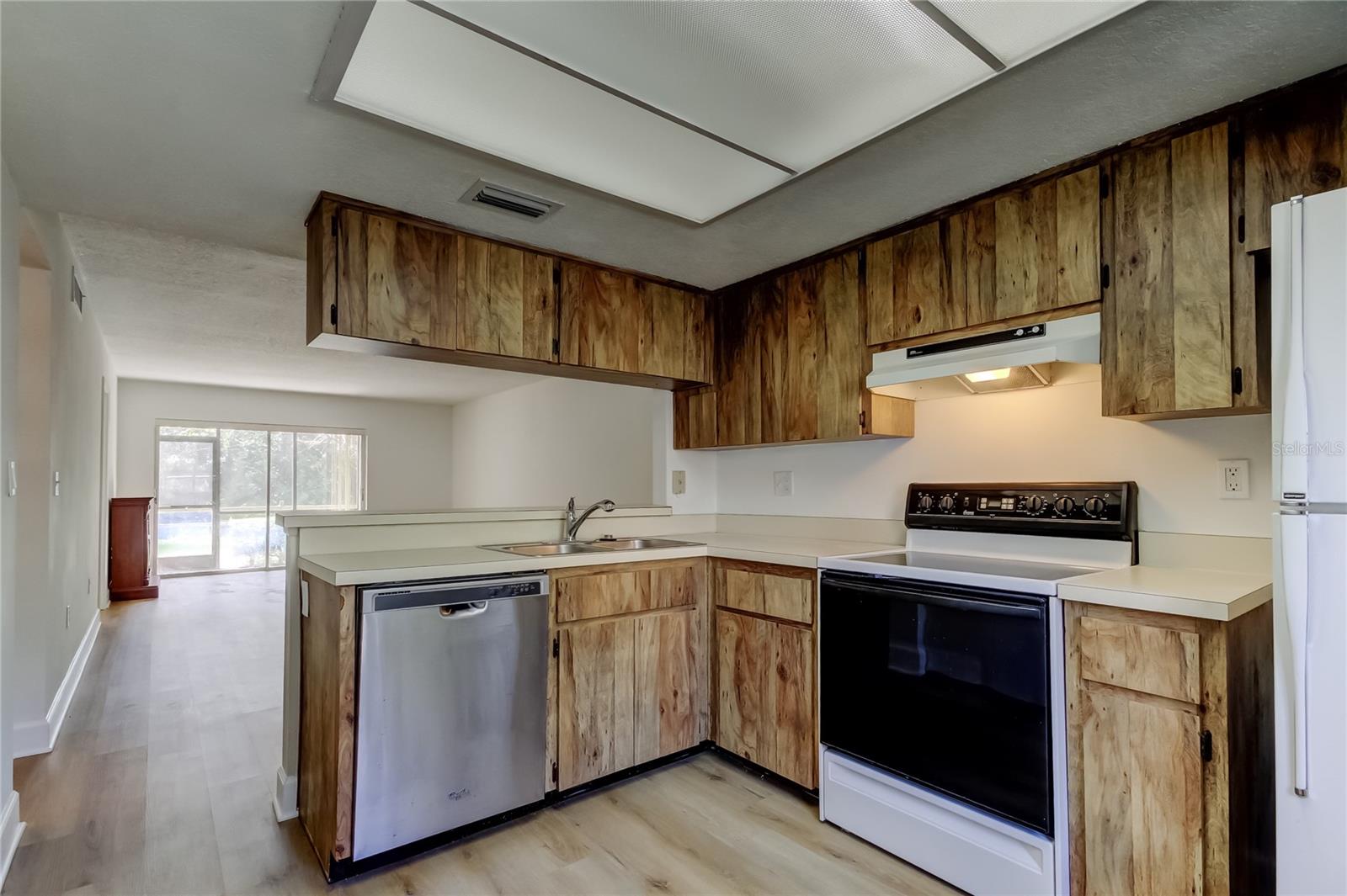 EAST LAKE WOODLANDS CYPRESS ESTATES - Residential