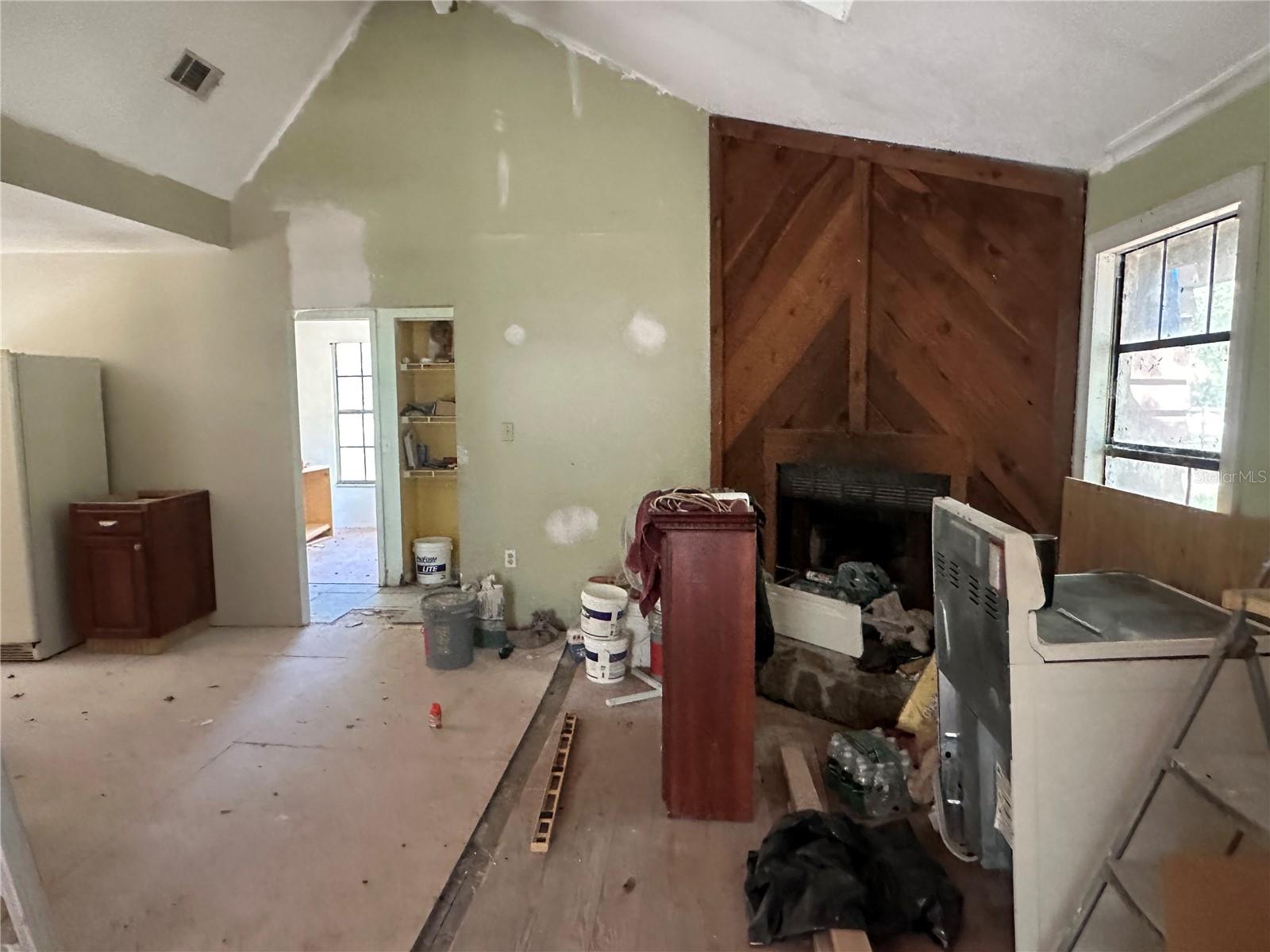 ANGUS VALLEY UNIT 3 UNREC - Residential