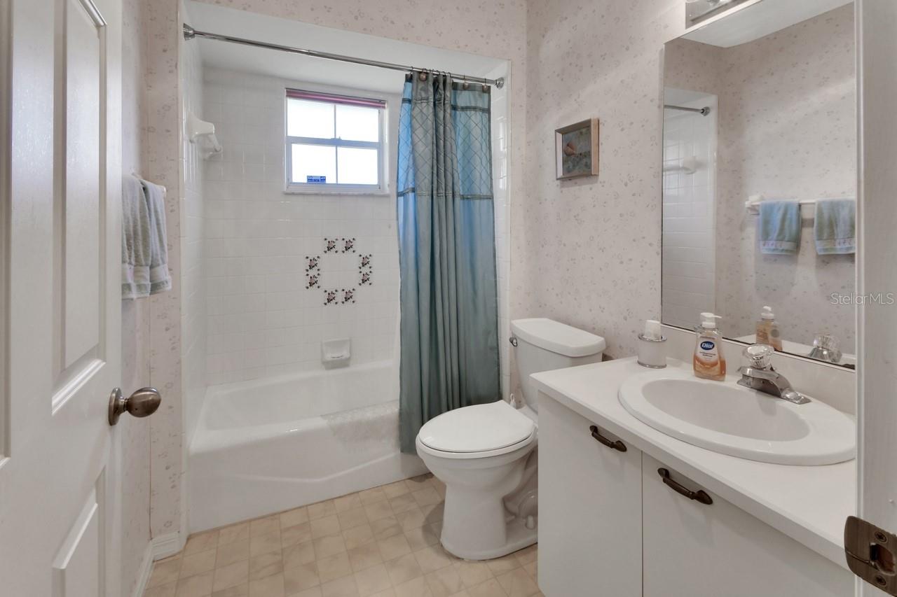 GLEN EAGLES GOLF VILLA - Residential