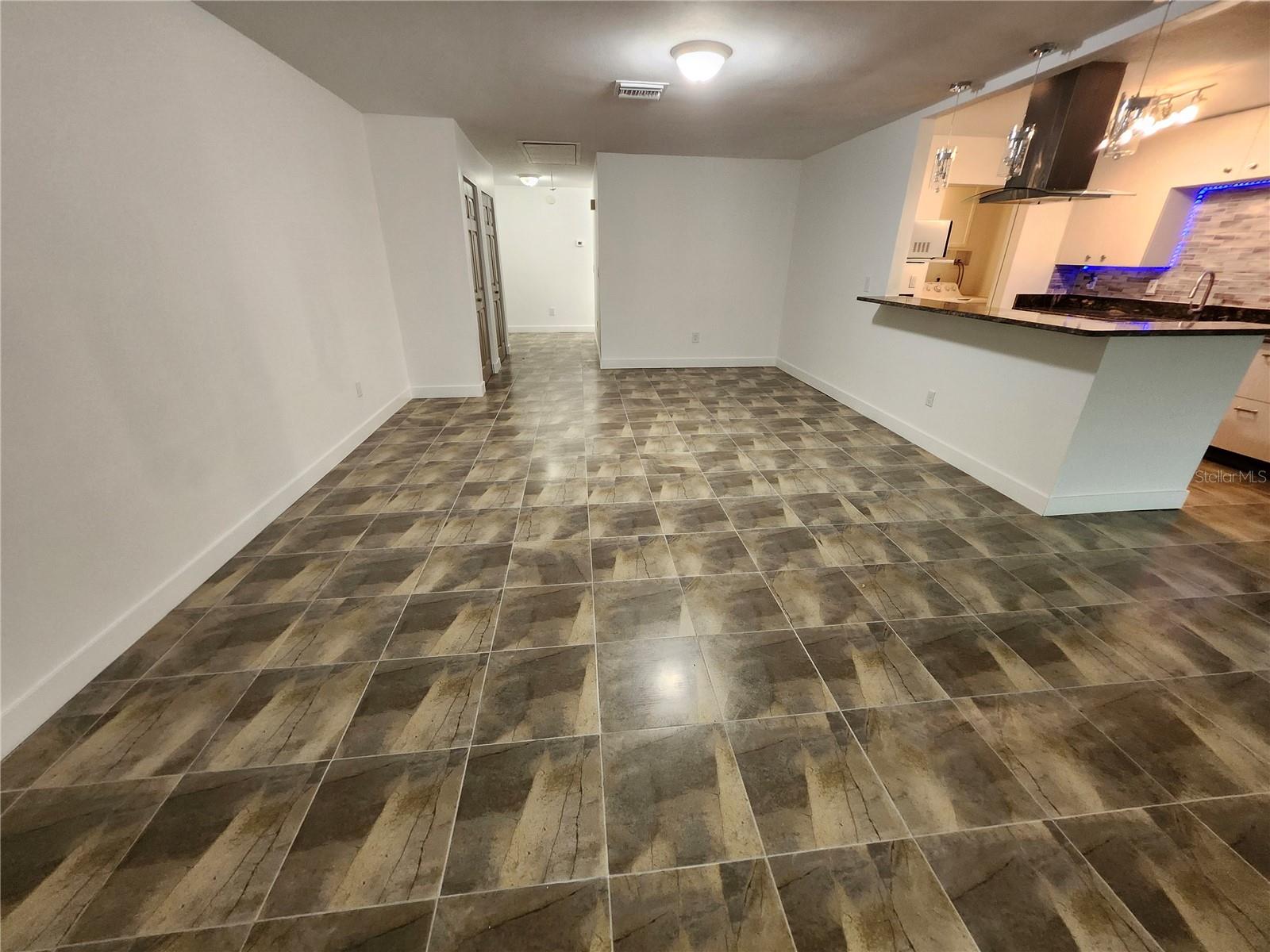 NEW HAVEN CONDO - Residential