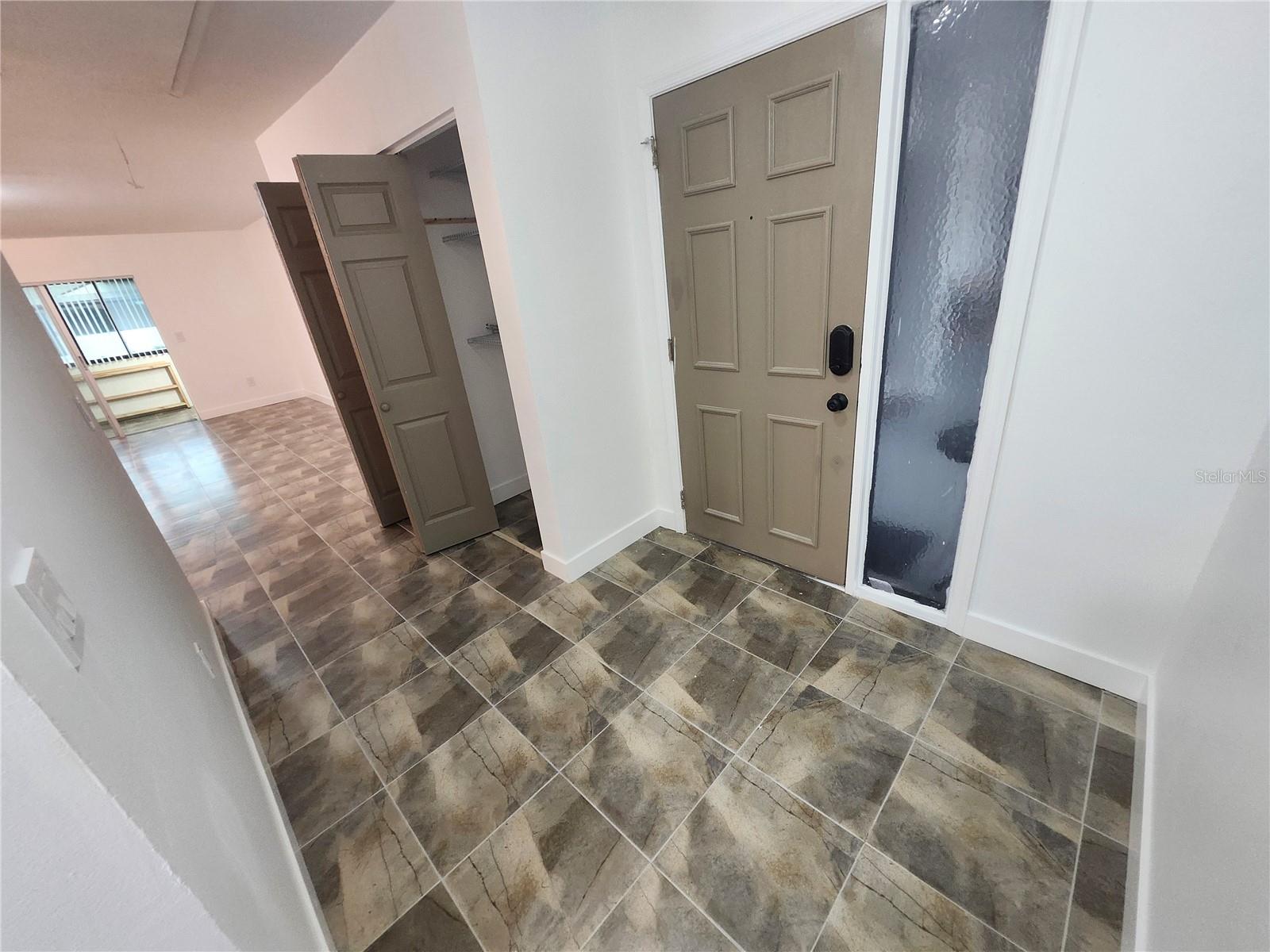 1513 16TH CIRCLE SE 43