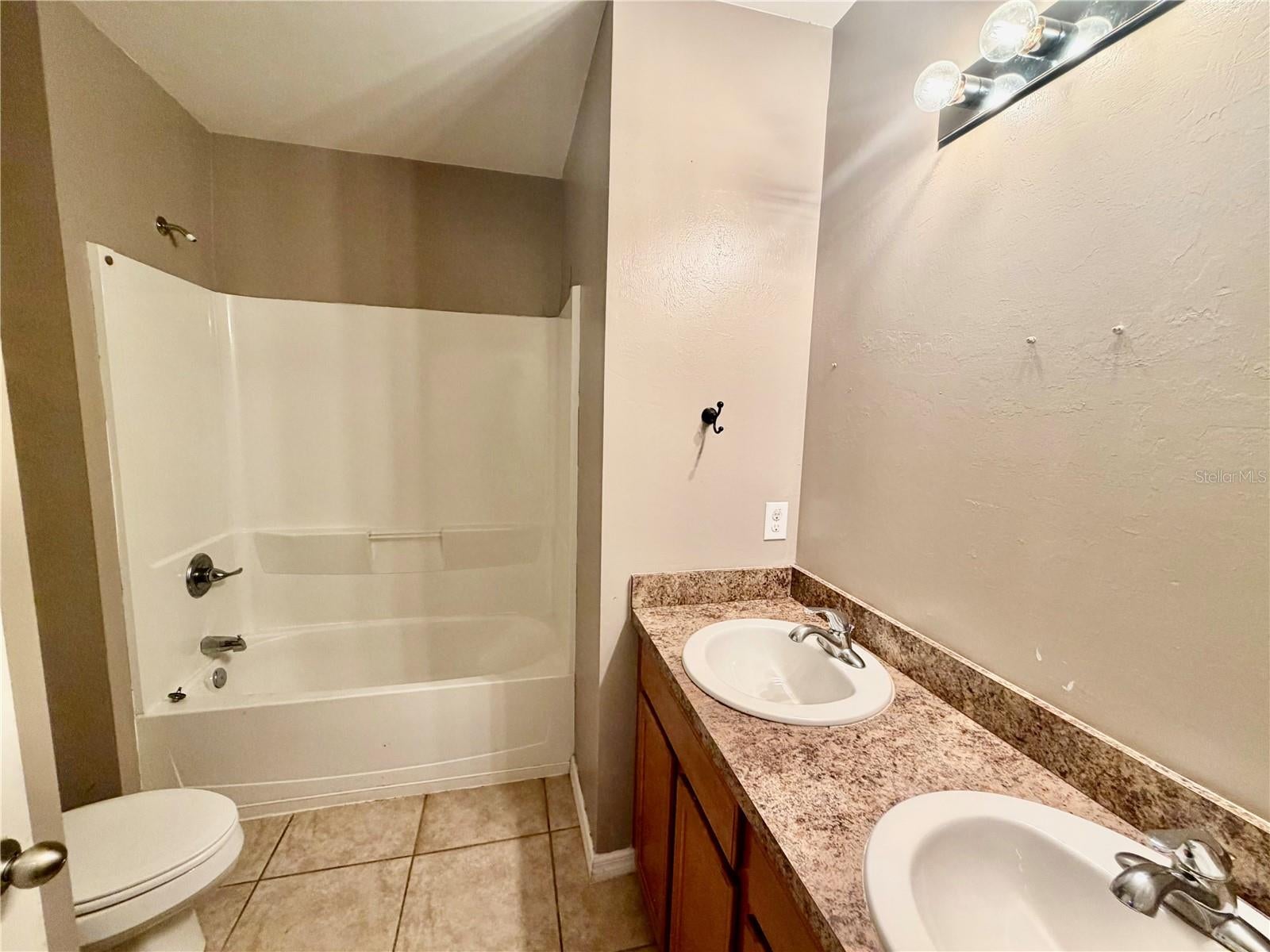 15359 ANCEL CIRCLE, PORT CHARLOTTE, FL, 33981 4 15359 ANCEL CIRCLE