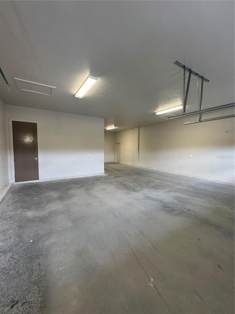 LAUREATE VILLAGE - Residential