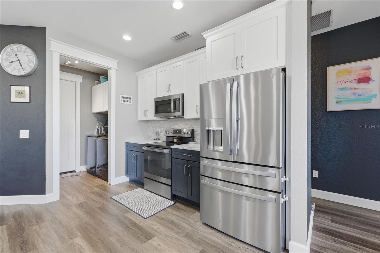 ROTONDA SANDS - Residential