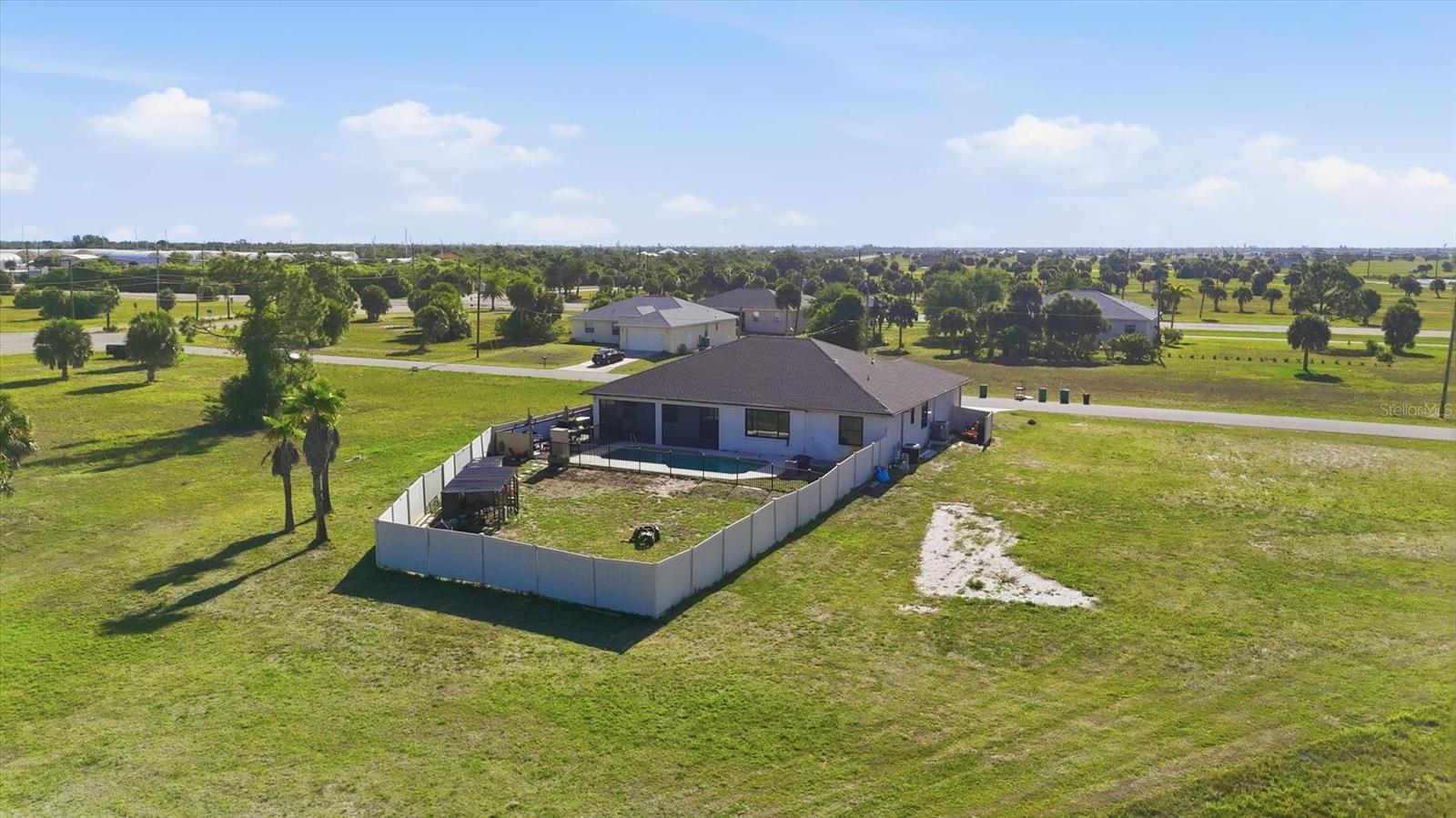 ROTONDA SANDS - Residential