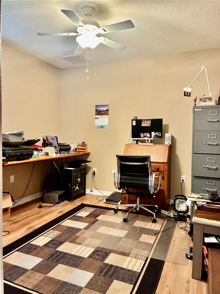 AC AYERS RD/WISCON/PKWY E - Residential