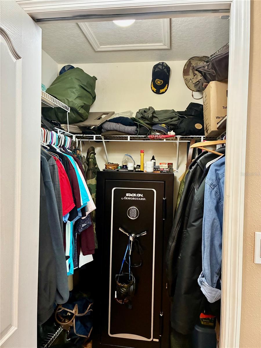 AC AYERS RD/WISCON/PKWY E - Residential