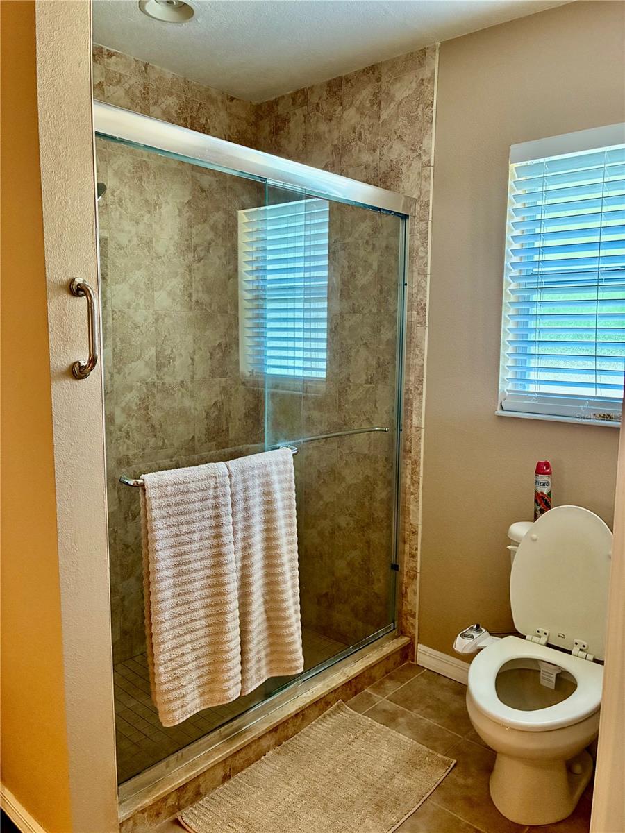 AC AYERS RD/WISCON/PKWY E - Residential