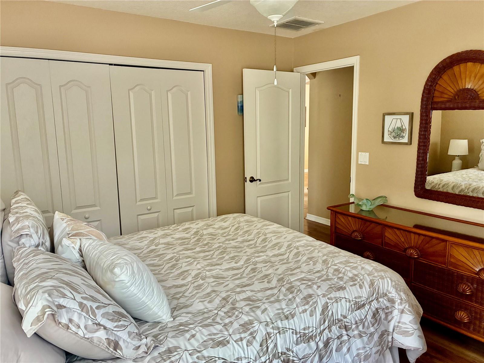 AC AYERS RD/WISCON/PKWY E - Residential