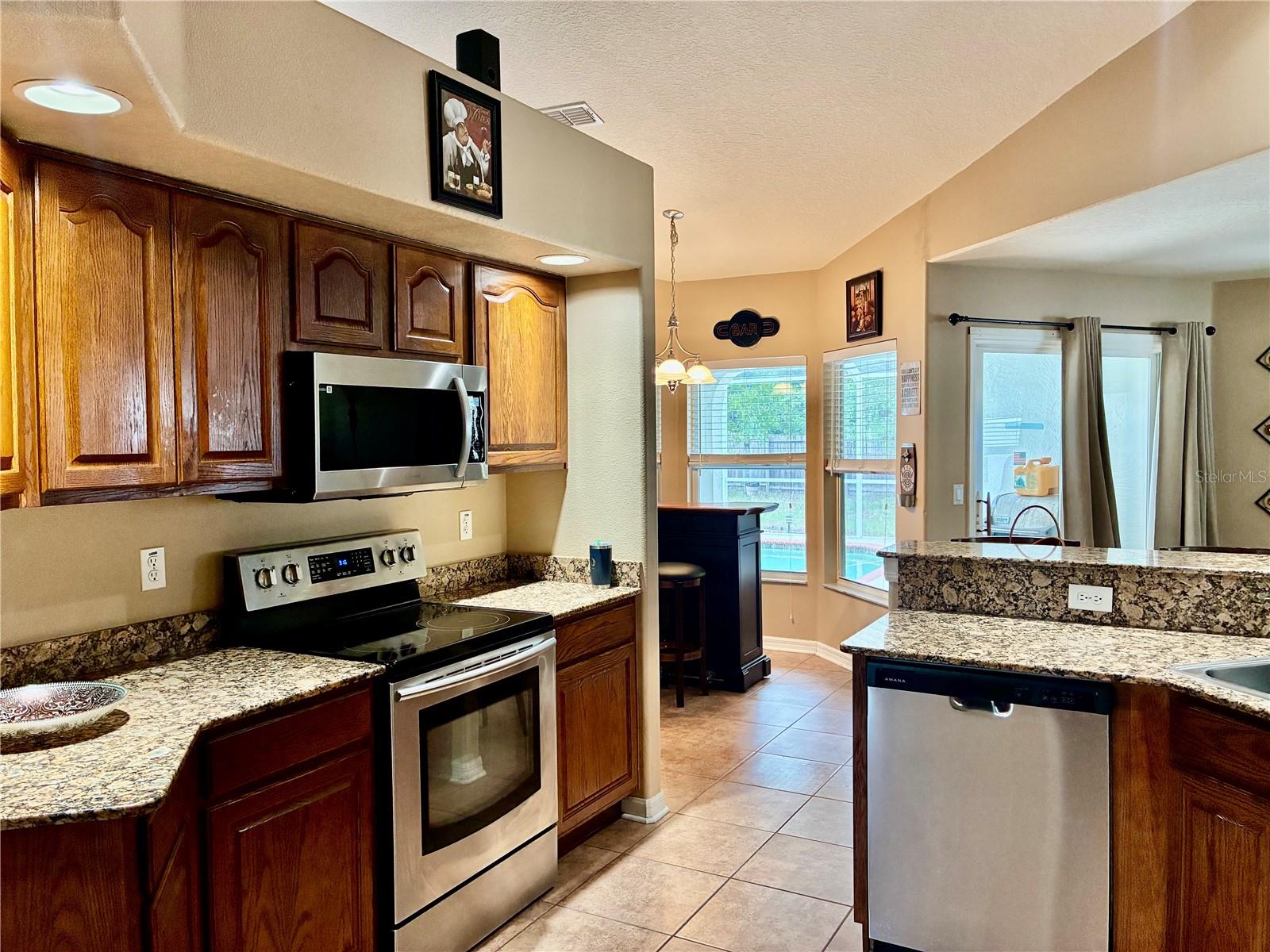 AC AYERS RD/WISCON/PKWY E - Residential