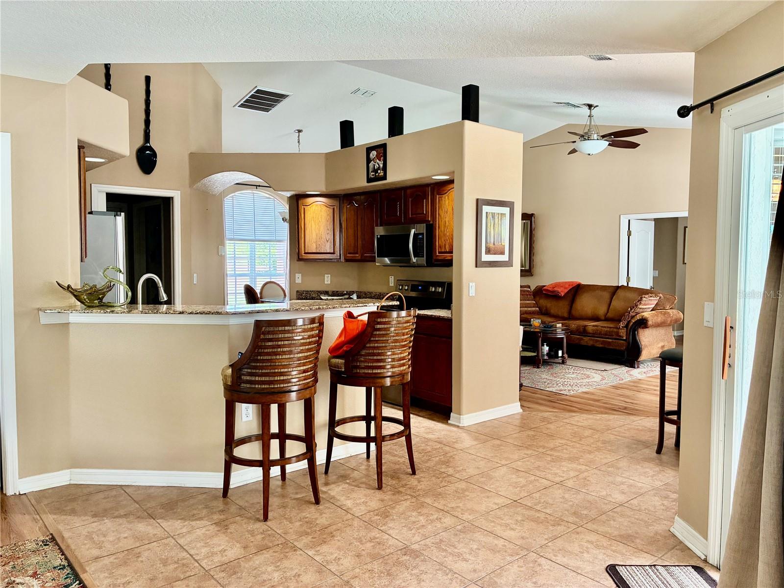 AC AYERS RD/WISCON/PKWY E - Residential