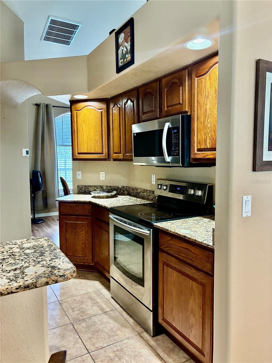 AC AYERS RD/WISCON/PKWY E - Residential