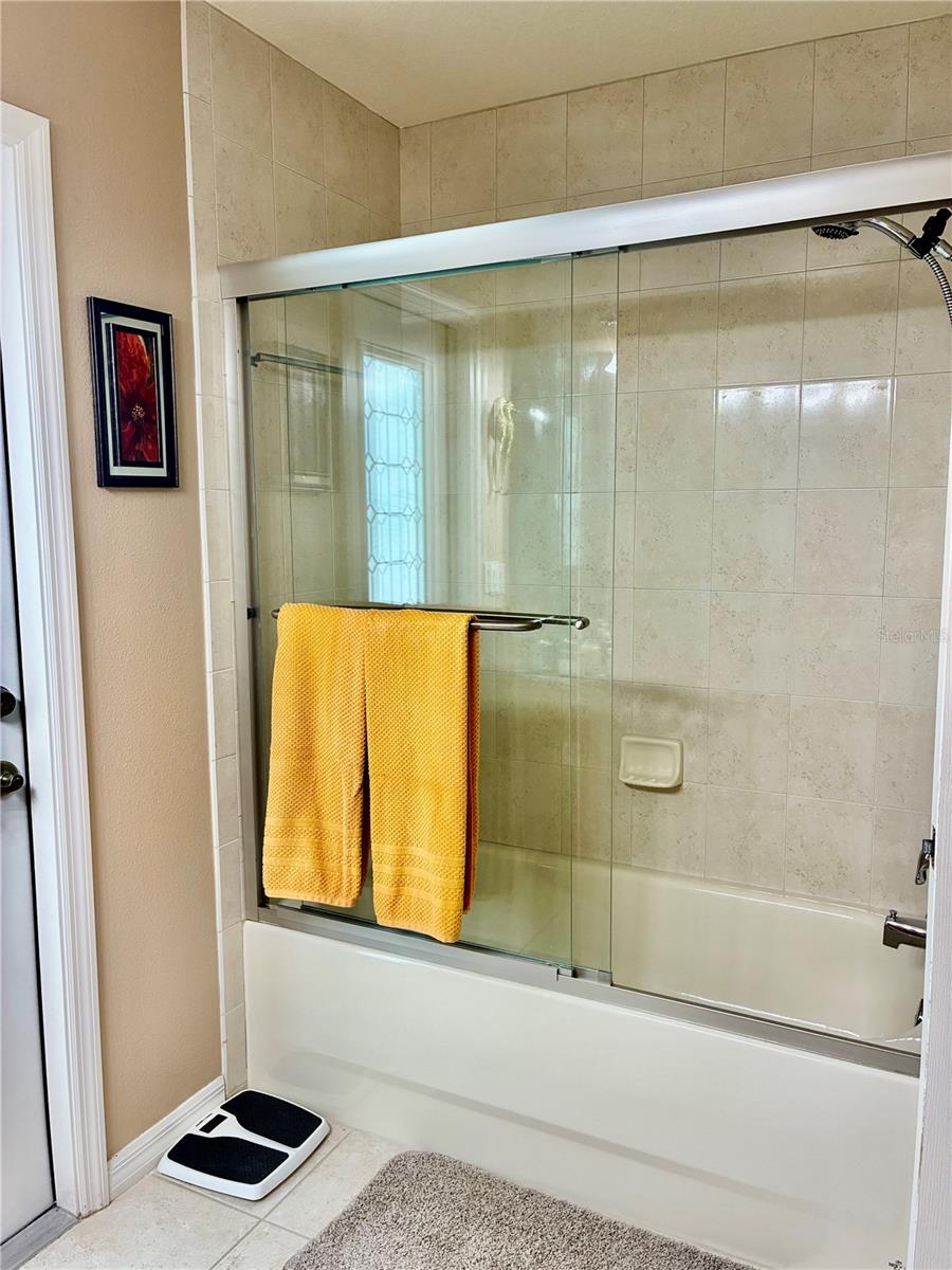 AC AYERS RD/WISCON/PKWY E - Residential